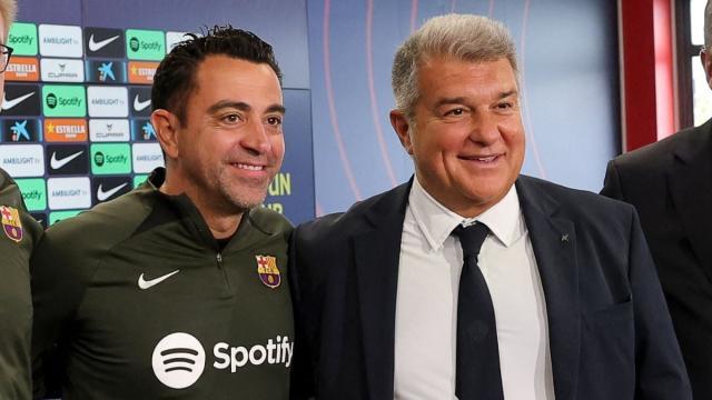 贝博体育-巴萨帅位大戏反转又反转，哈维留任还有希望吗？